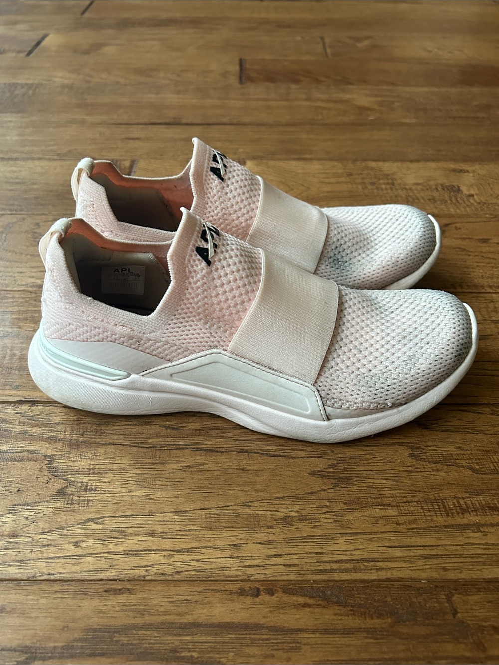 APL TechLoom Bliss Running Shoes Lightweight Slip On Rose Dust Womens Size 7